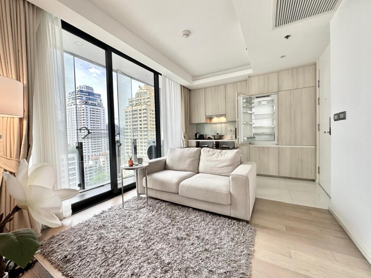 Апартаменты Sukhumvit 11#Luxury#Pool#Gym#Bts Nana&Mrt Sukhumvit#1Br#Max2Ppl Бангкок Экстерьер фото