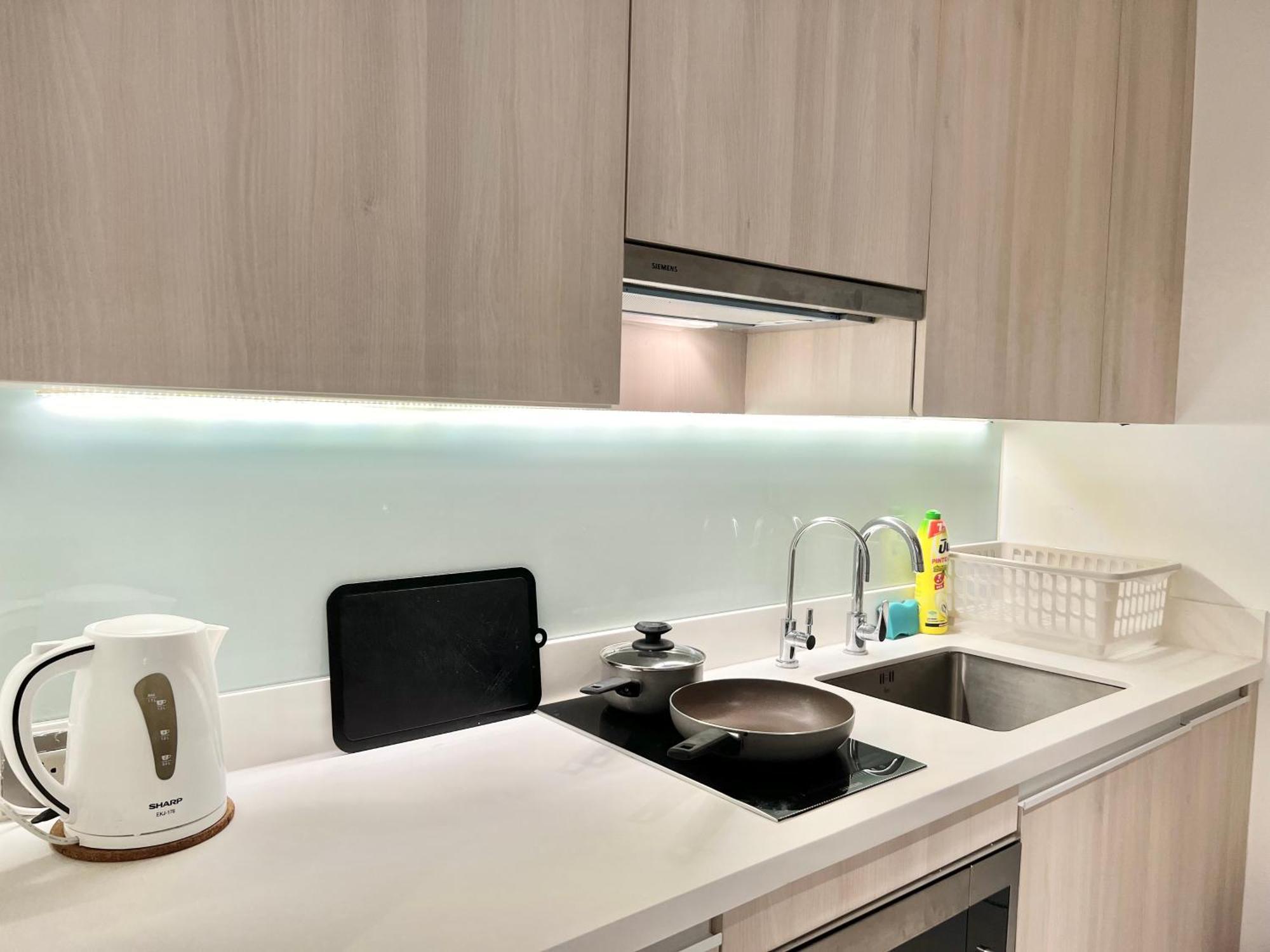 Апартаменты Sukhumvit 11#Luxury#Pool#Gym#Bts Nana&Mrt Sukhumvit#1Br#Max2Ppl Бангкок Экстерьер фото